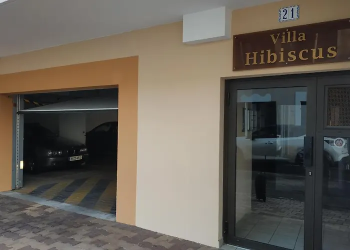 Centre, Grand T2 Balcon Pkg, Plage Gare 600M, Tres Calme
