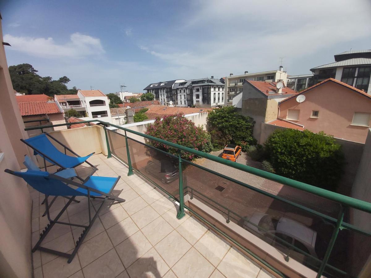 Apartamento Centre, Grand T2 Balcon Pkg, Gare 600m, Tres Calme Arcachón