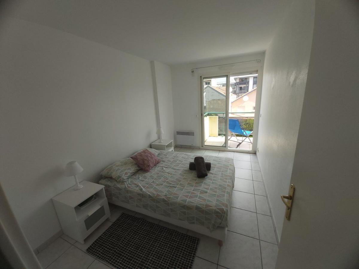 Centre, Grand T2 Balcon Pkg, Gare 600m, Tres Calme * Arcachon